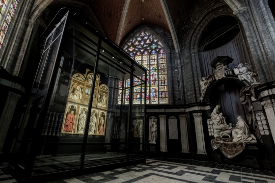 Overzichtsbeeld van het gesloten retabel in de Sacramentskapel, Sint-Baafskathedraal Gent, foto Cedric Verhelst, CC BY-NC-ND 4.0